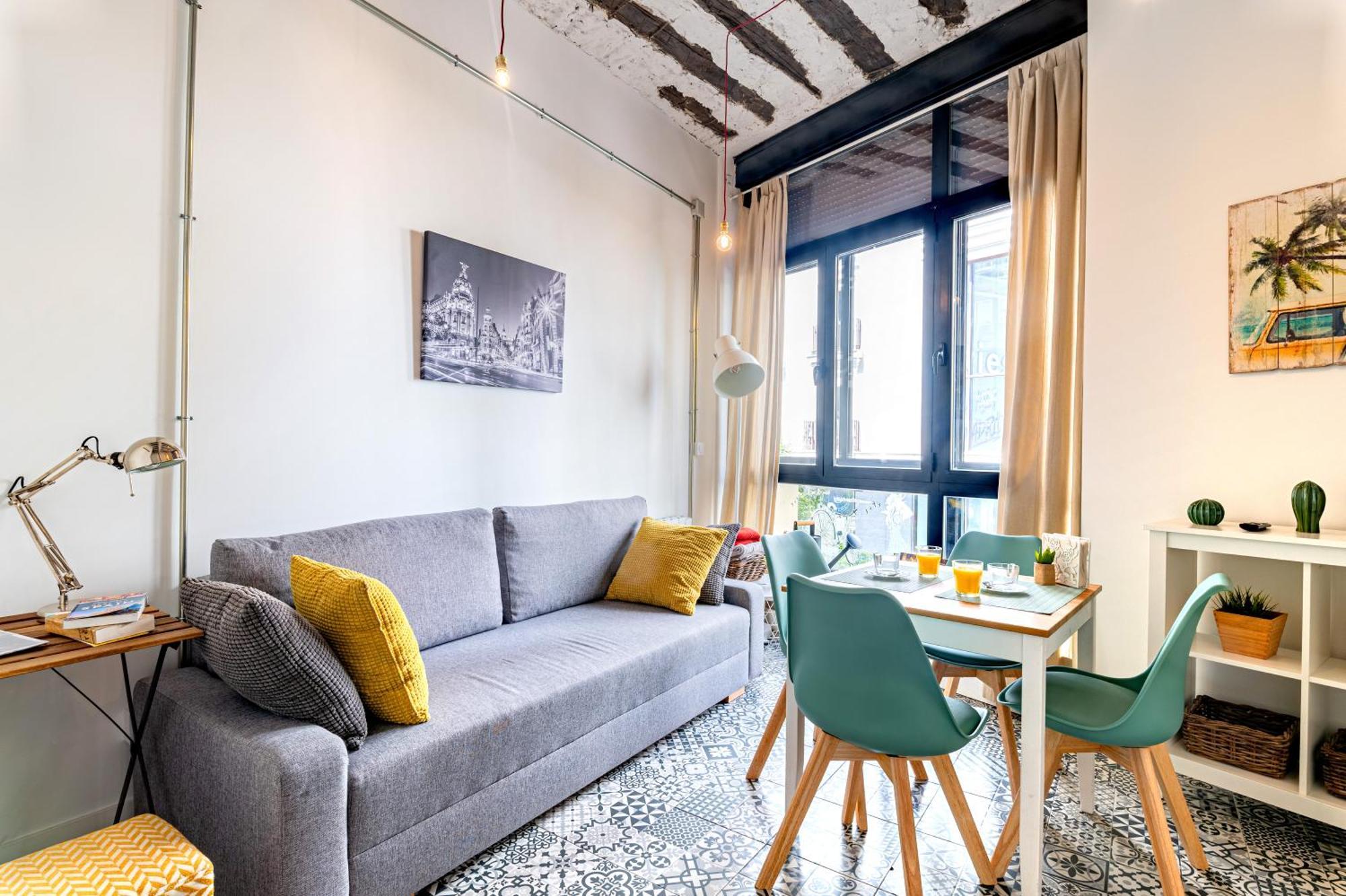 Vintage Apartment Near Puerta Del Sol Madrid Exterior foto